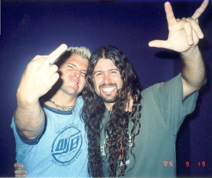 Leandro and guitarrist of Biohazard 2002
